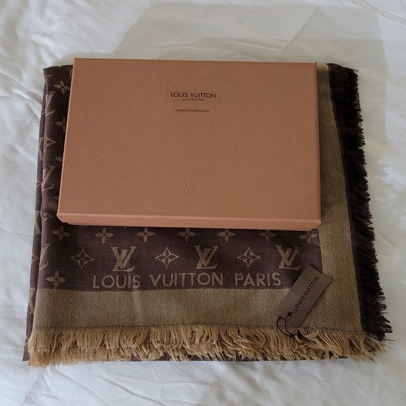 Louis Vuitton Accessories - Women Scarf LV